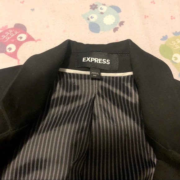 Express Soft Collar One Button Blazer - Picture 6 of 8